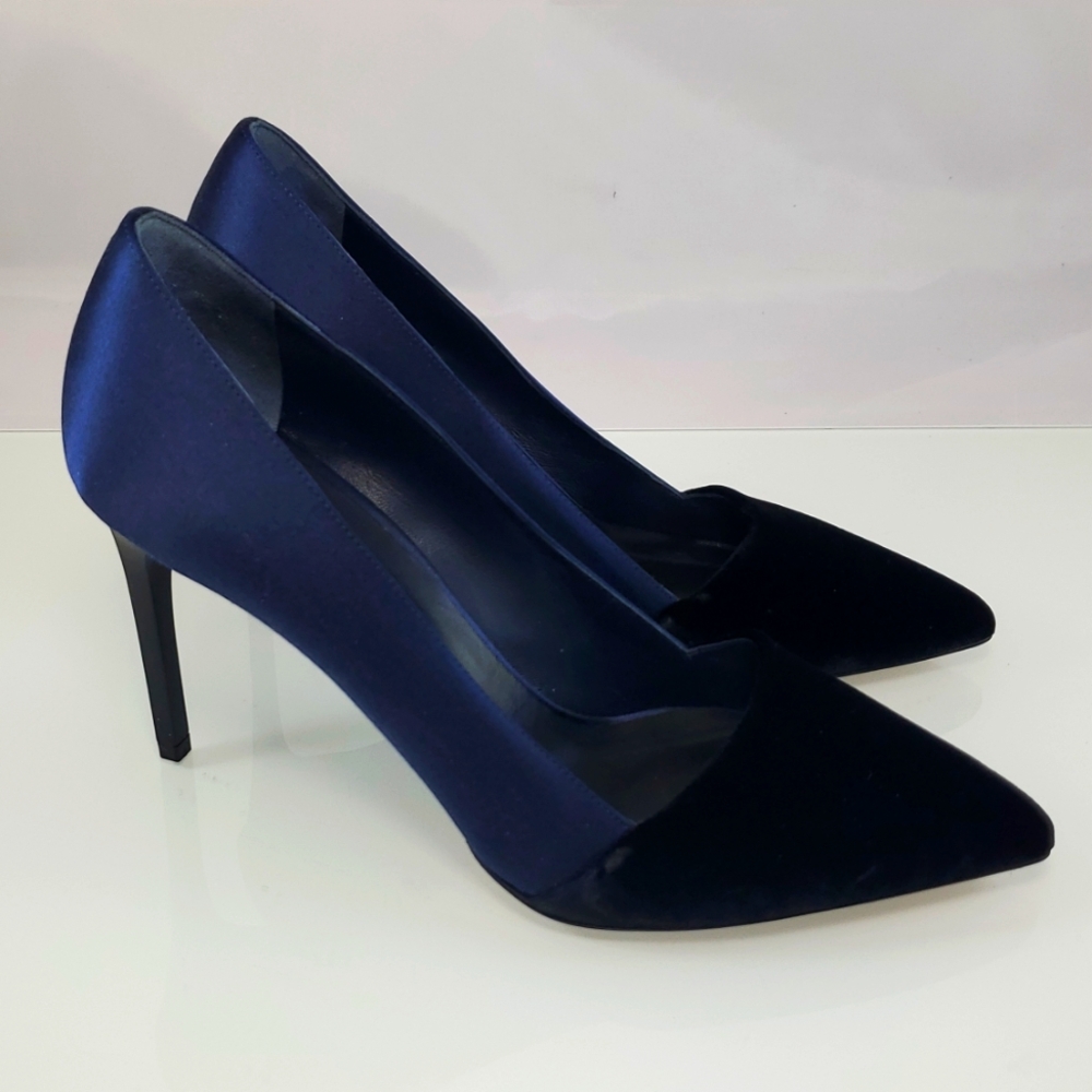 $670 Oscar de la Renta Vik Velvet Satin Blue Black Pumps Heels Sz 38 (US 8) - Picture 3 of 16